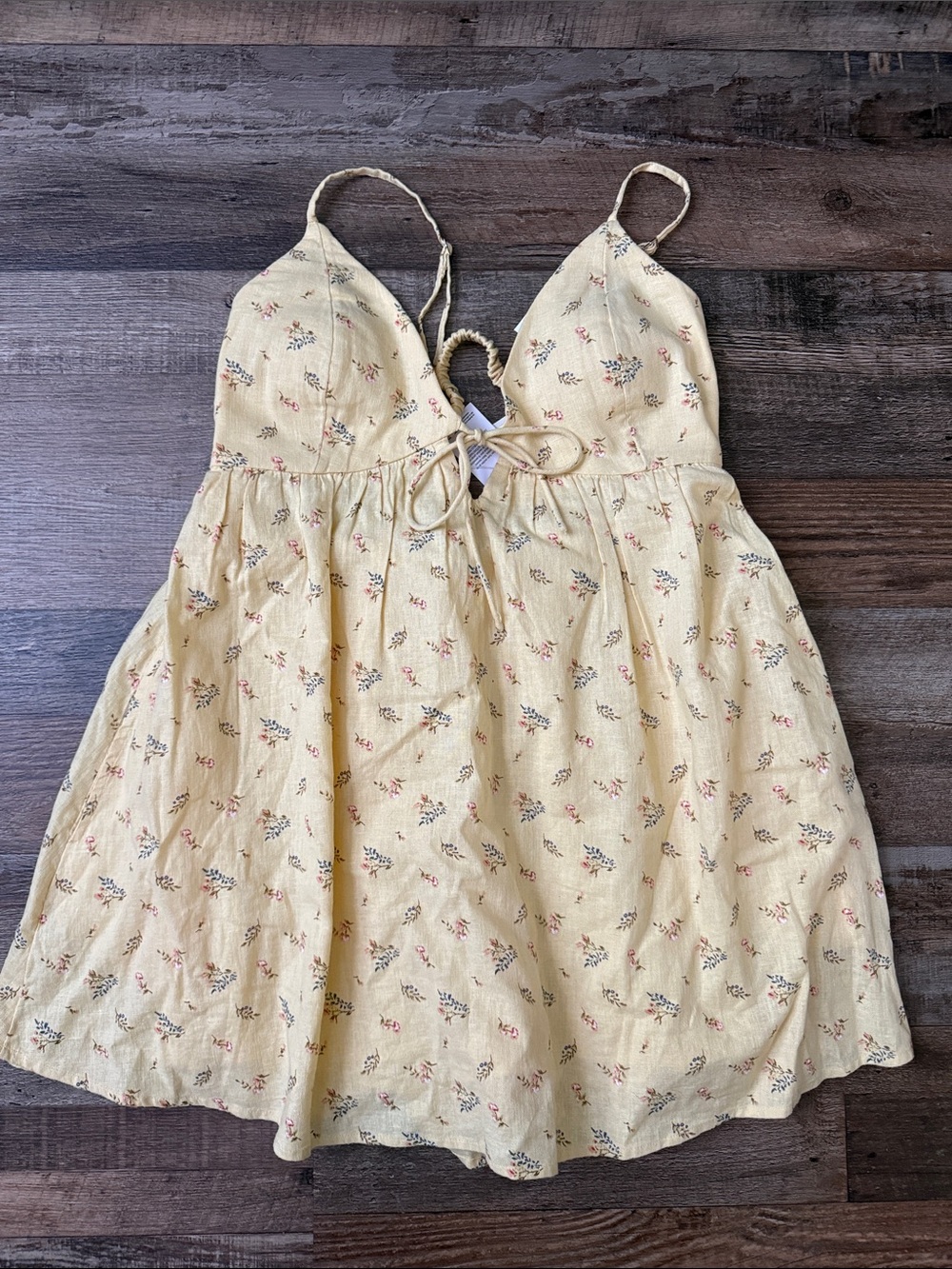 Abercrombie Bra-Free Tie-Front Linen Blend Skort